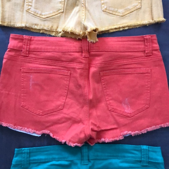 Forever 21 Booty Shorts - Picture 9 of 10